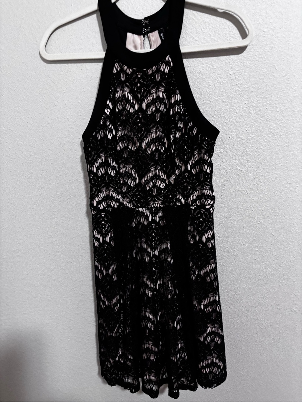 Speechless women’s black lace cocktail dress